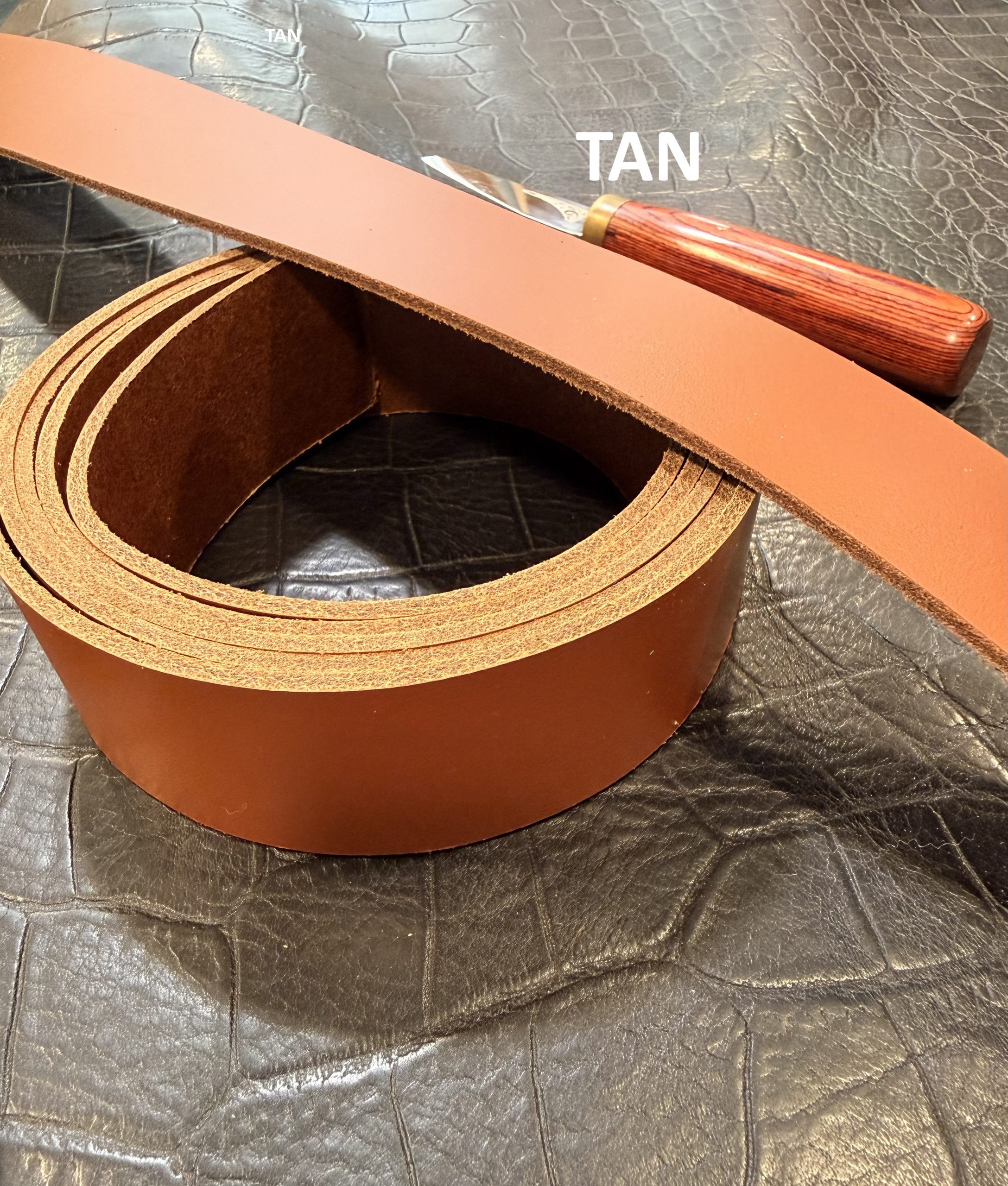 Tan replacement strap for Barcelona Chair